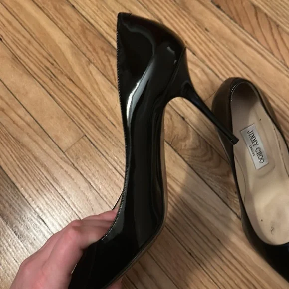 Amazing condition Jimmy Choo Agnes 247 in black patent
